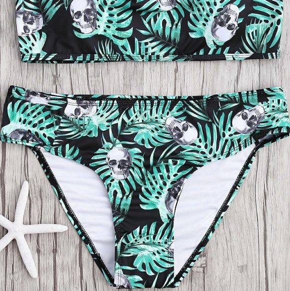 5⭐Rated Crochet Skull💀🌴Palm Bikini - Picture 7 of 8